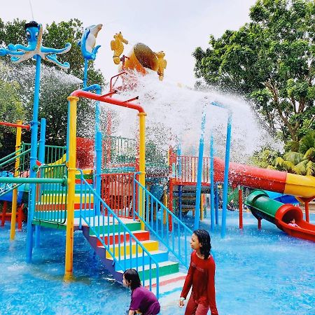Melaka Top Largest Waterpark Resort - By Youbnb Homestay Melaka Eksteriør bilde