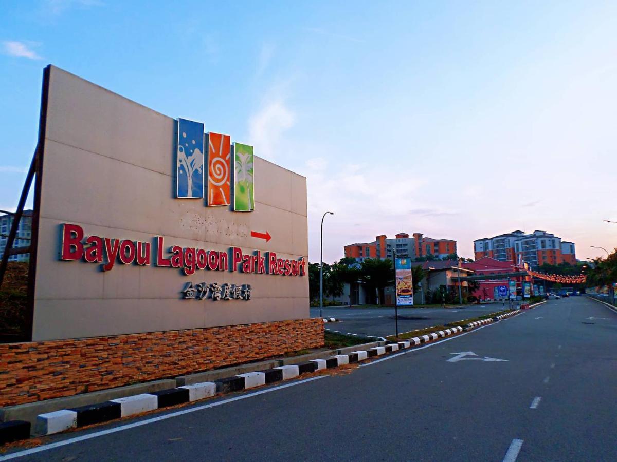Melaka Top Largest Waterpark Resort - By Youbnb Homestay Melaka Eksteriør bilde